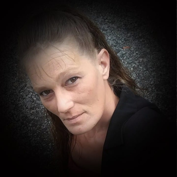 Meet your Posher, Brittney - Picture 1 of 1